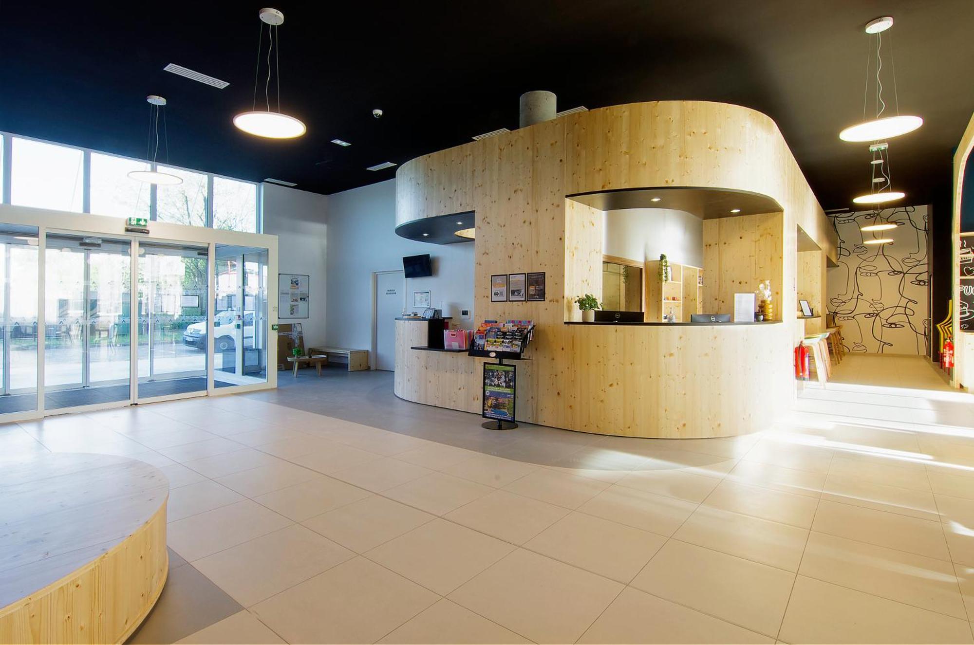 Sweetly I-Art Gradignan - Bordeaux Sud Aparthotel Exterior photo